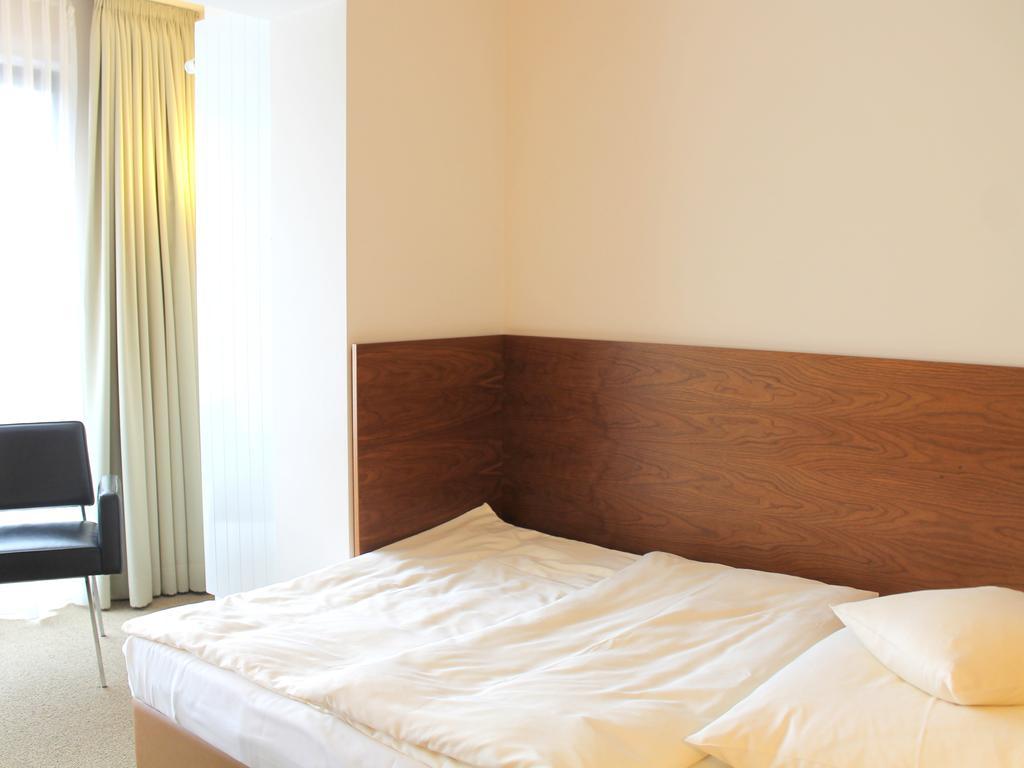 Venusberghotel Bonn Bagian luar foto
